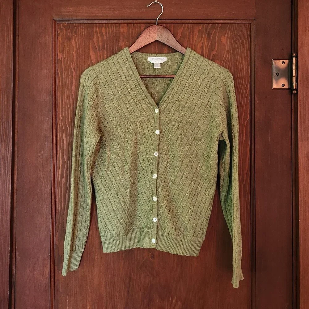 Vintage Petite Sophisticate Merino Wool Green Cardigan - Picture 1 of 7